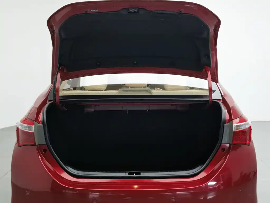 Toyota Corolla 2015 — фото 16