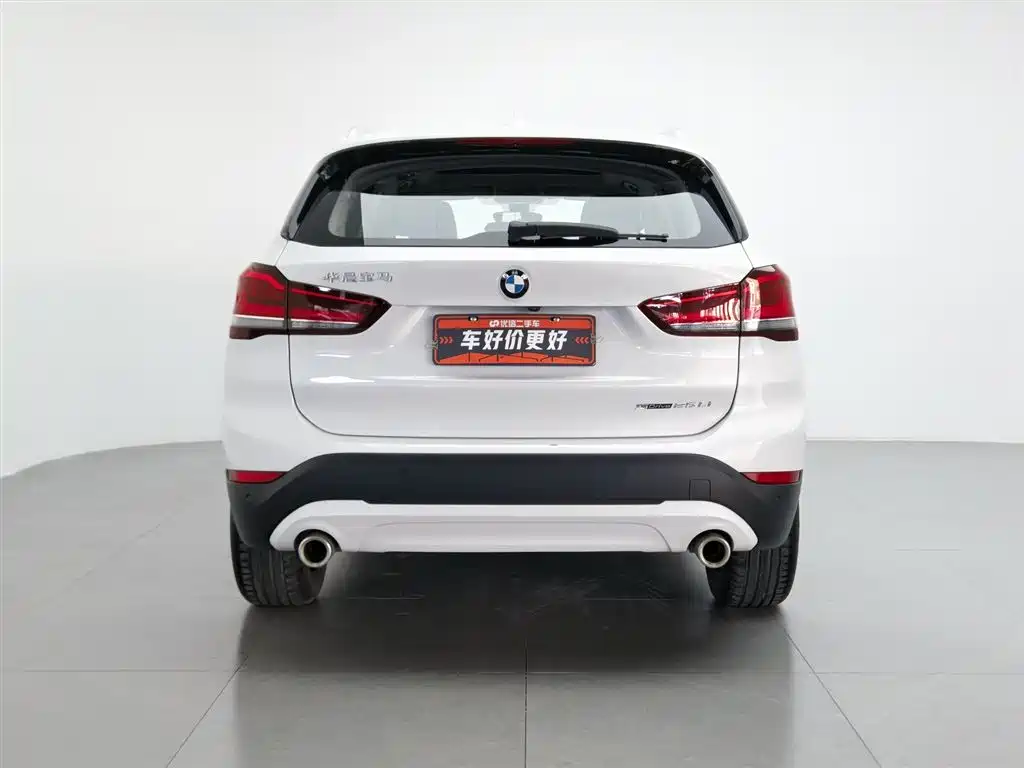 BMW X1 2022 — фото 4