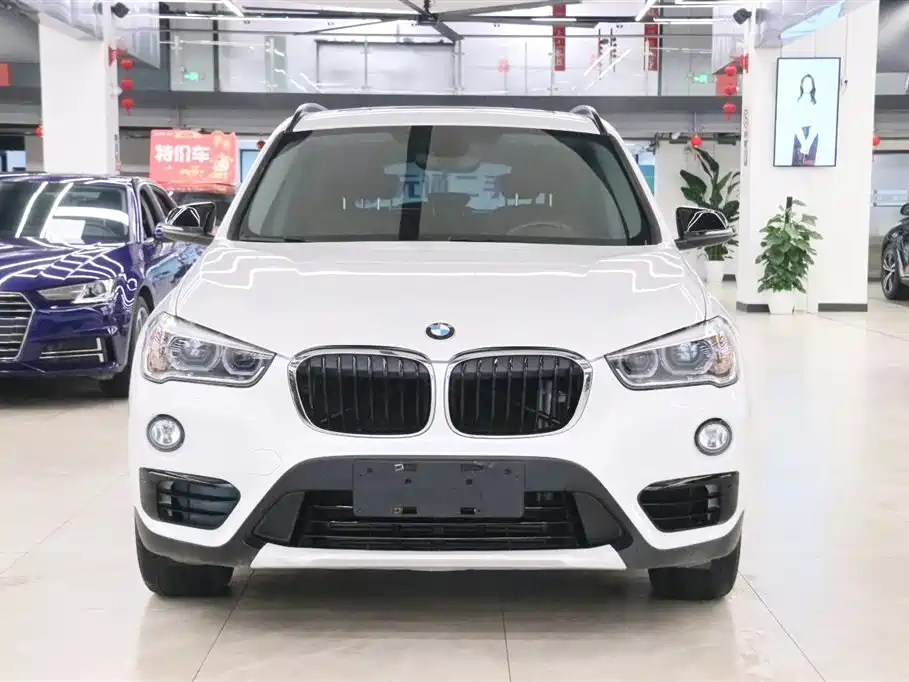 BMW X1 2018 — фото 2