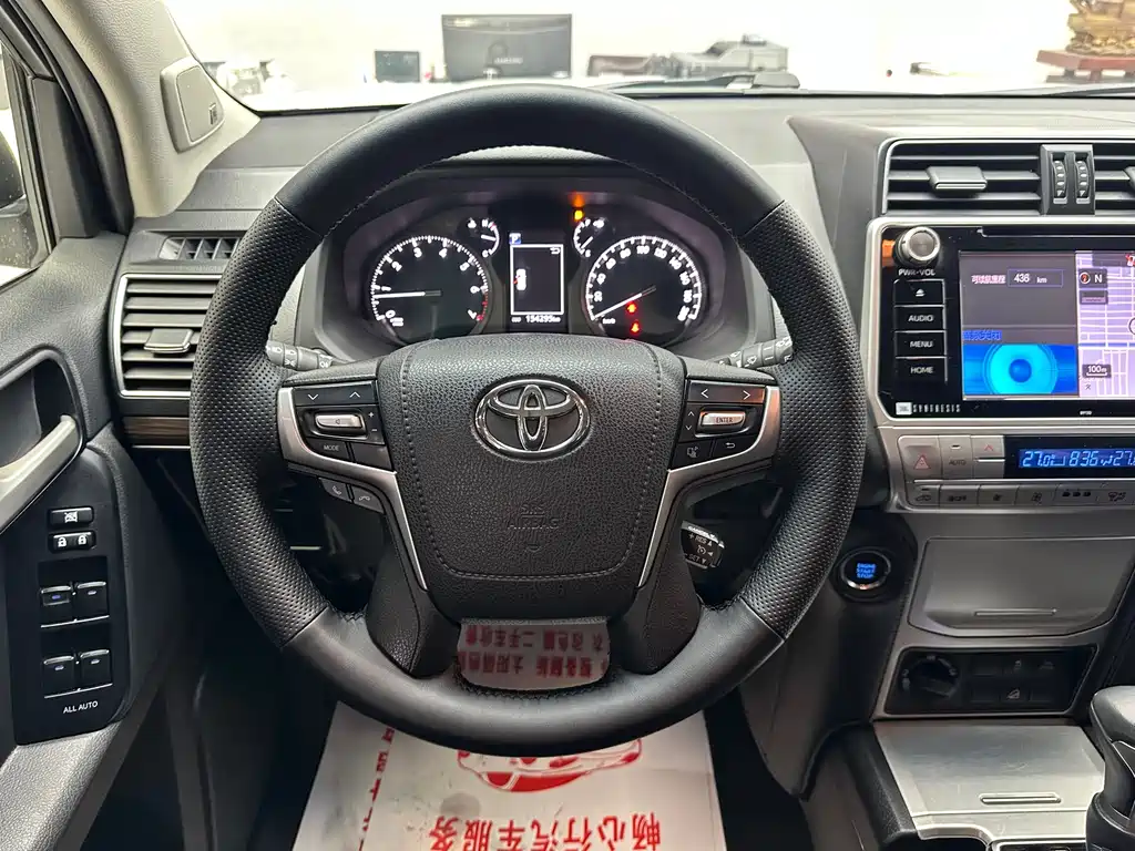 Toyota Prado 2019 — фото 11