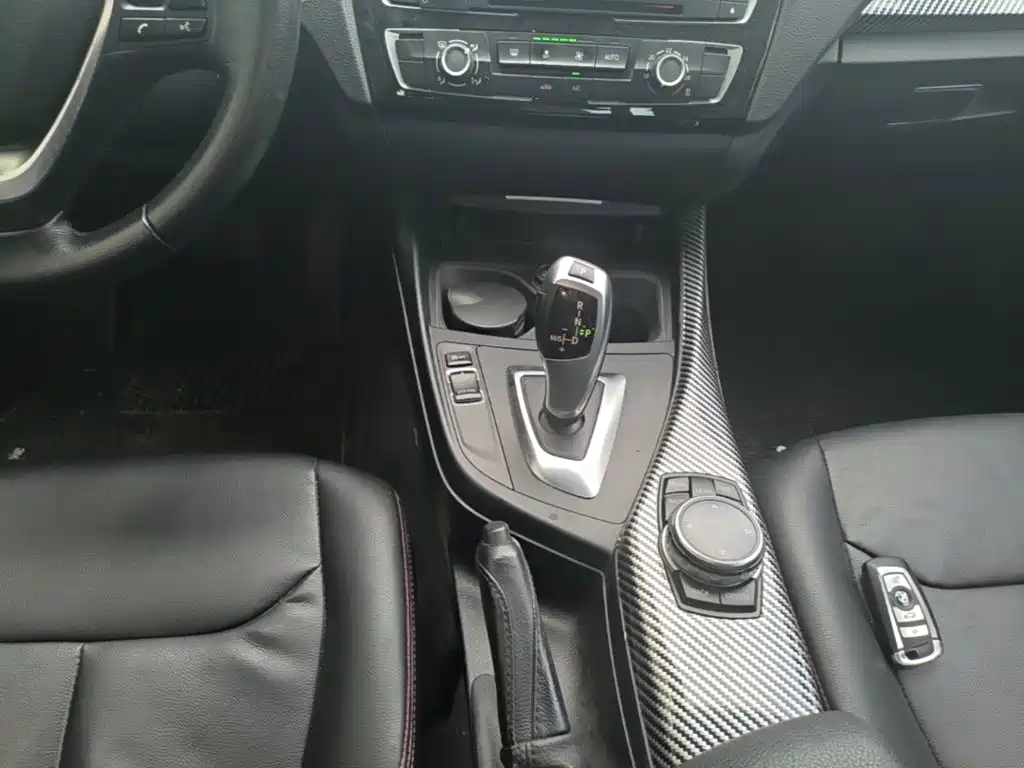 BMW 1 Series 2016 — фото 14