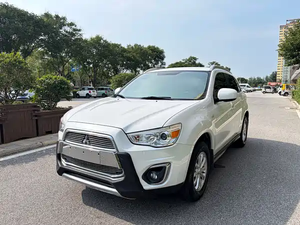 Mitsubishi Jinxuan ASX 2016