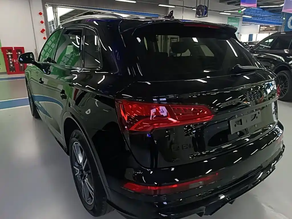 Audi Q5L 2021