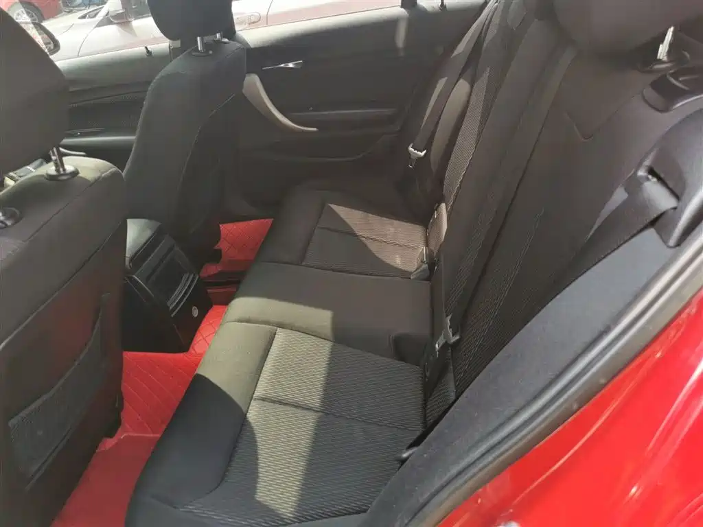 BMW 1 Series 2015 — фото 13