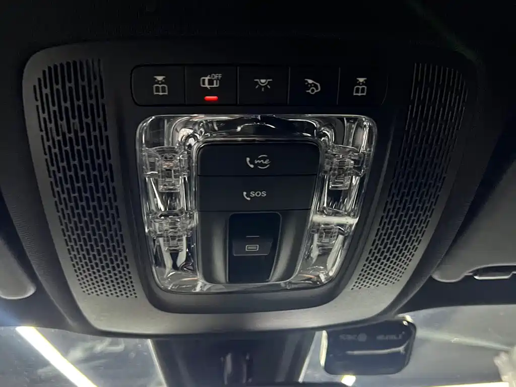 Mercedes-Benz GLB 2021 — фото 15