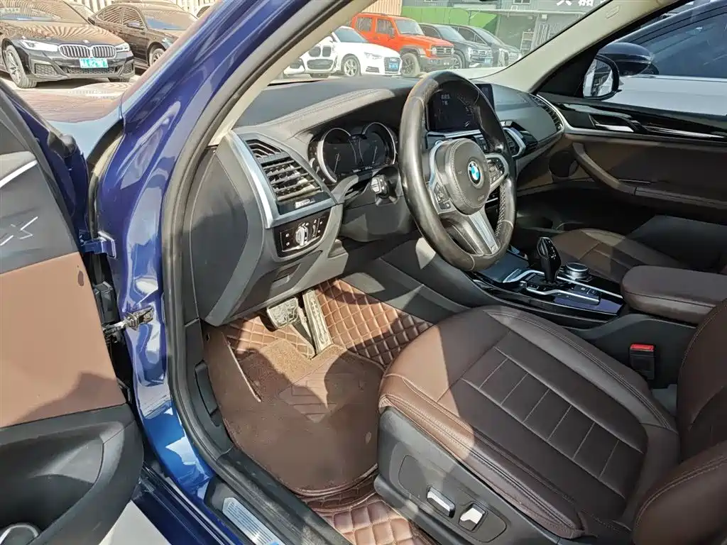 BMW X3 2019 — фото 16