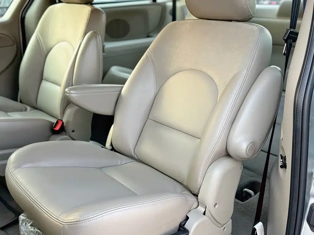 Chrysler Grand Voyager 2013 — фото 14