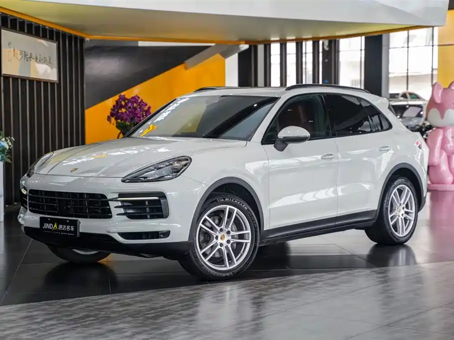 Porsche Cayenne 2018 — фото 1