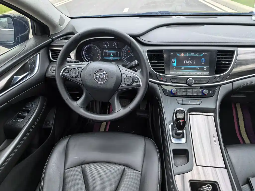 Buick LaCrosse 2018 — фото 15