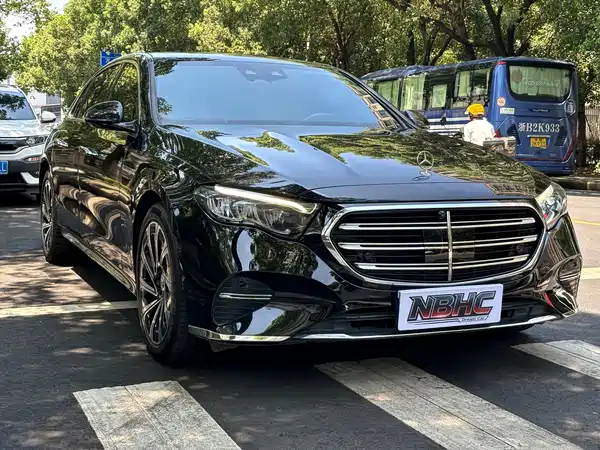 Mercedes-Benz E-Class 2025