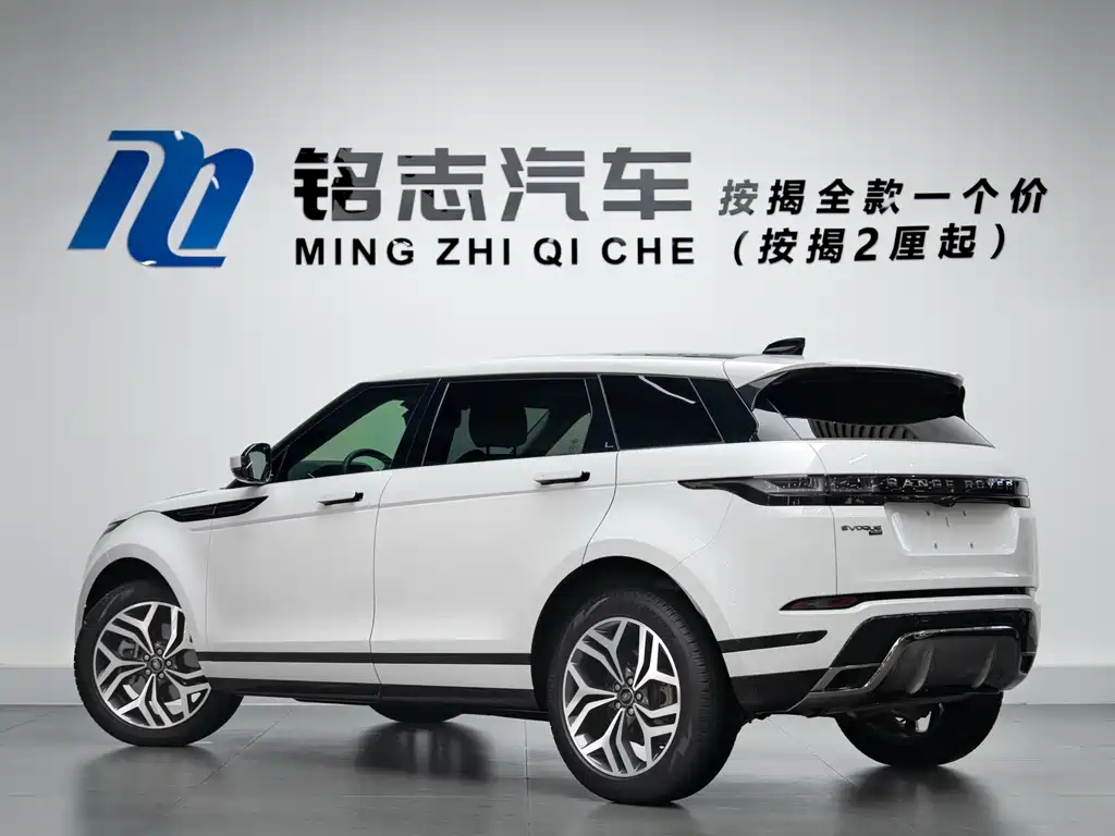 Land Rover Evoque 2023 — фото 4