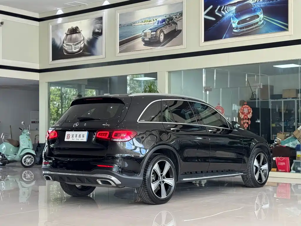 Mercedes-Benz GLC 2020 — фото 15