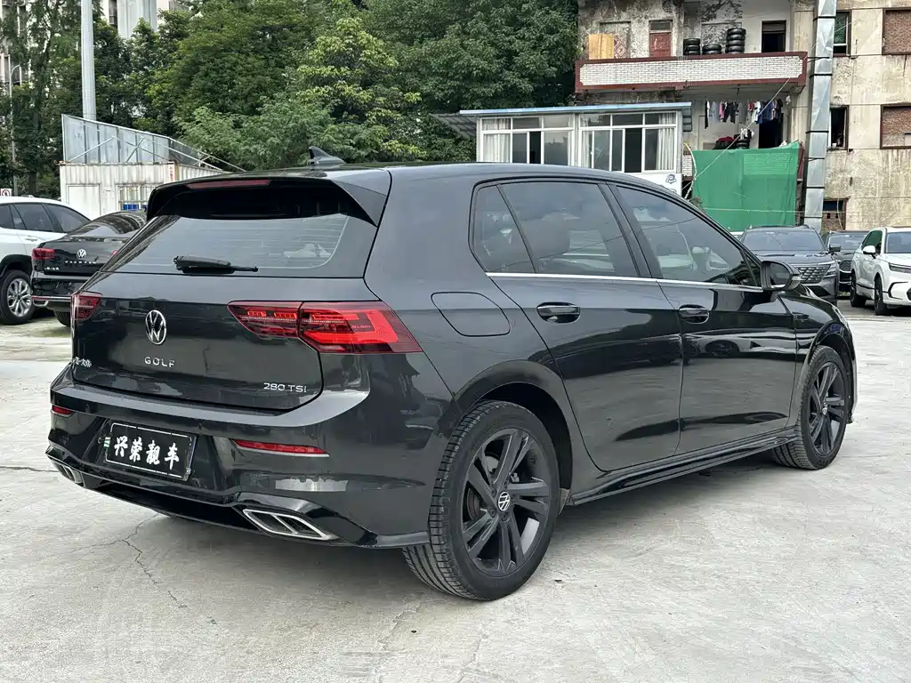 Volkswagen Golf 2022