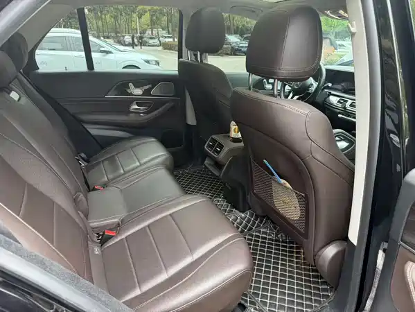 Mercedes-Benz GLE 2021