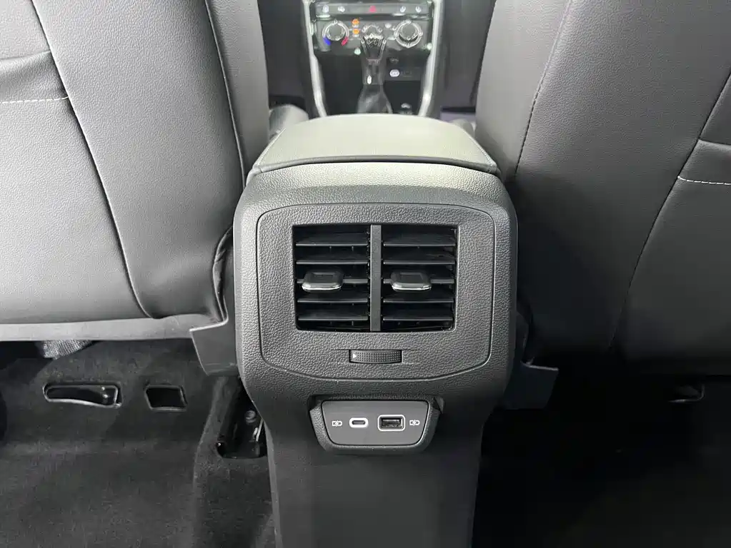 Volkswagen T-Cross 2022 — фото 14