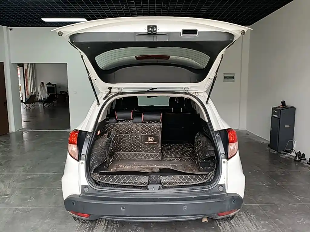 Honda Vezel 2016 — фото 15