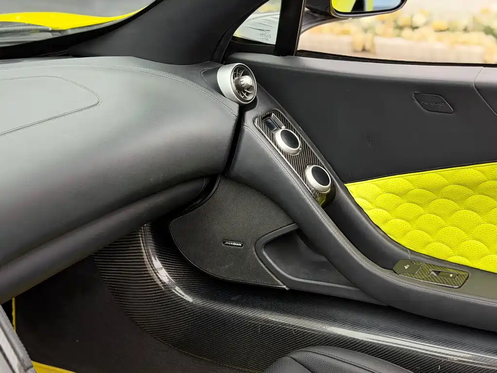 McLaren 12C 2014 — фото 17