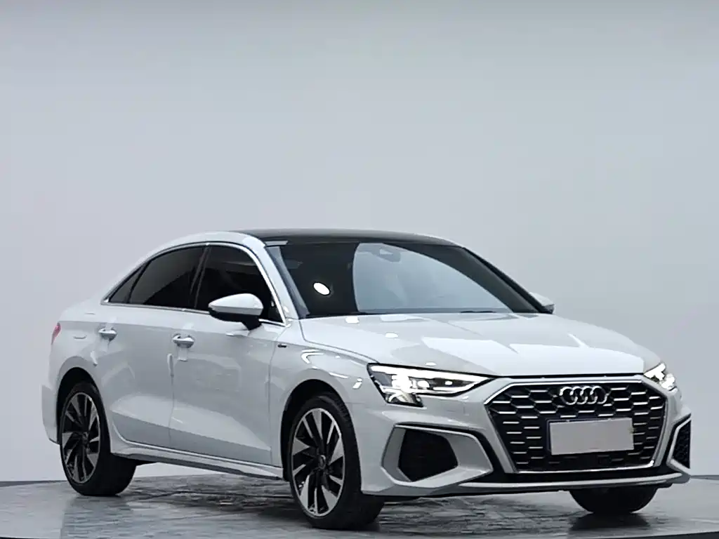 Audi A3 2022 — фото 4