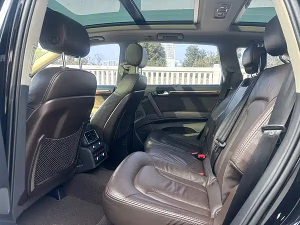 Audi Q7 2013