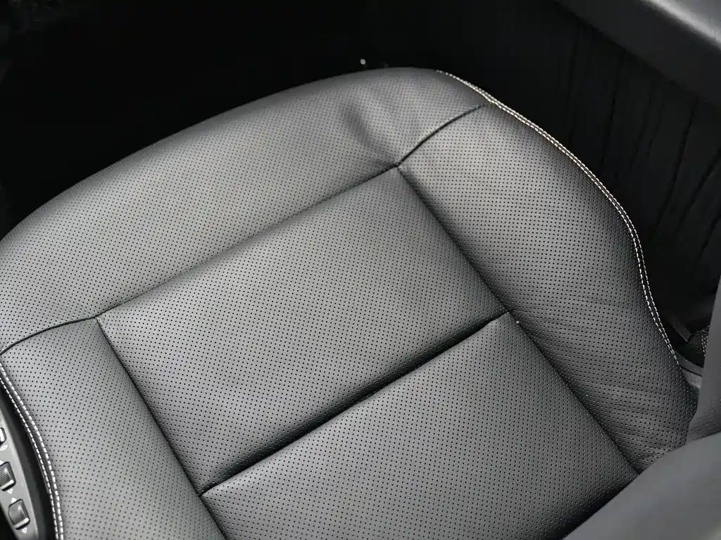 Mercedes-Benz G-Class AMG 2010 — фото 20