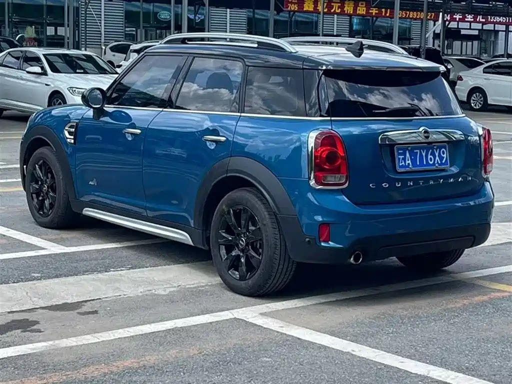 MINI Countryman 2017 — фото 9