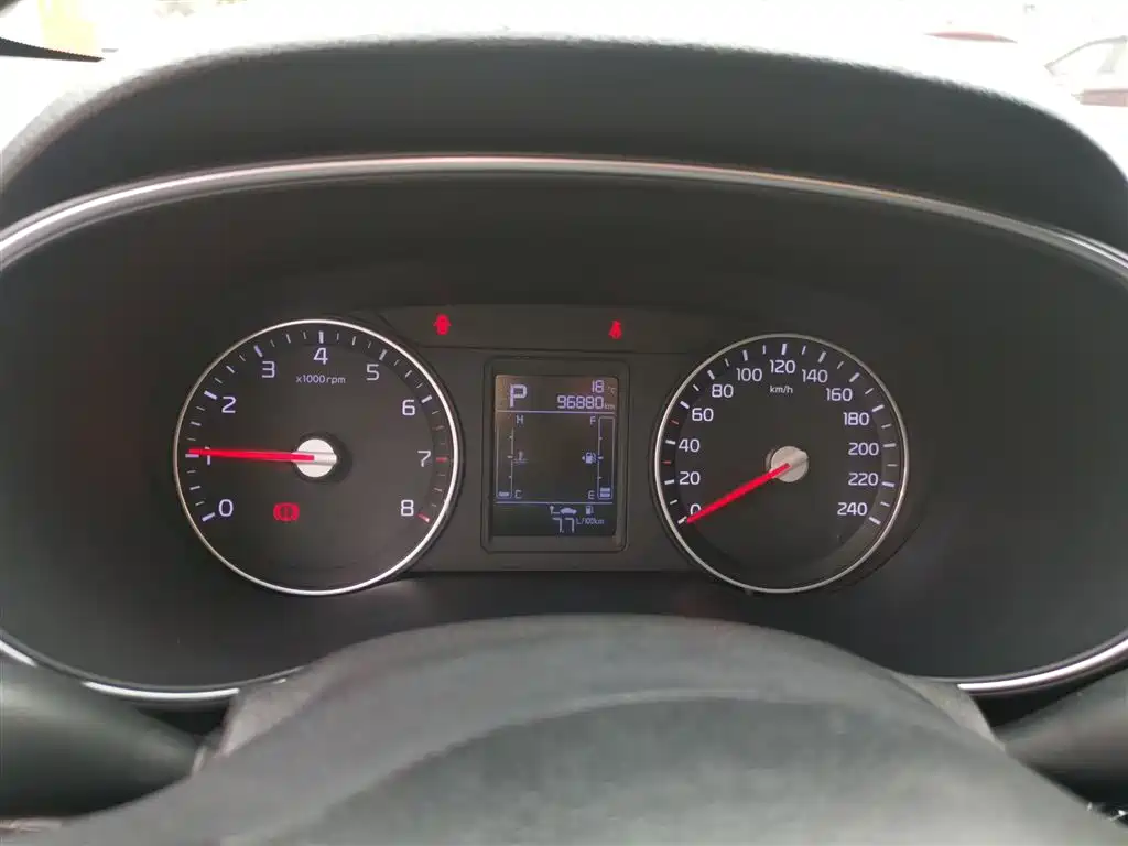 Kia KX3 2015 — фото 12