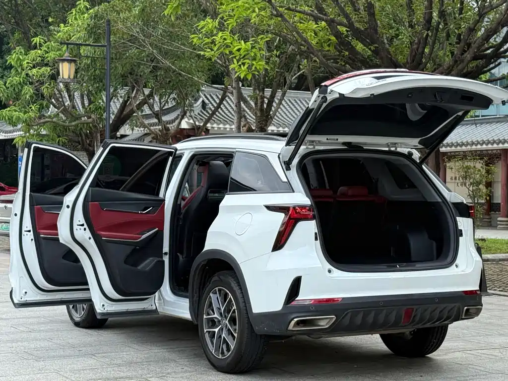 Changan CS75PLUS 2022 — фото 17