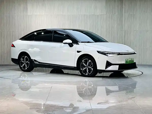 XPeng P5 2022