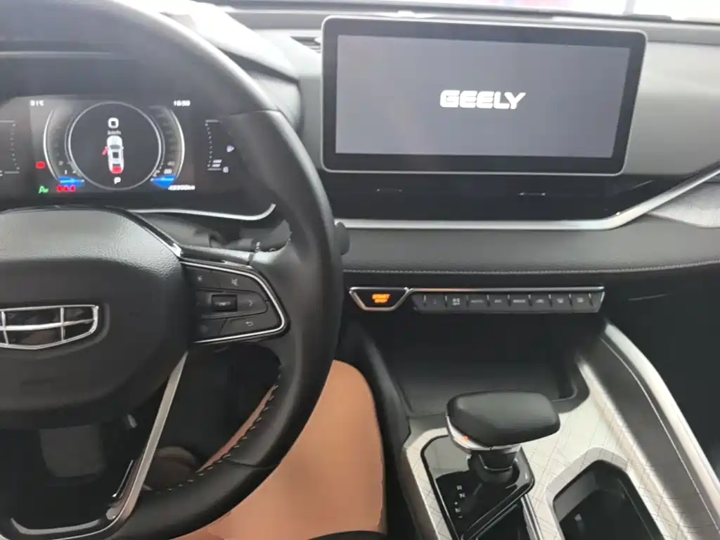 Geely Xingrui 2022 — фото 10