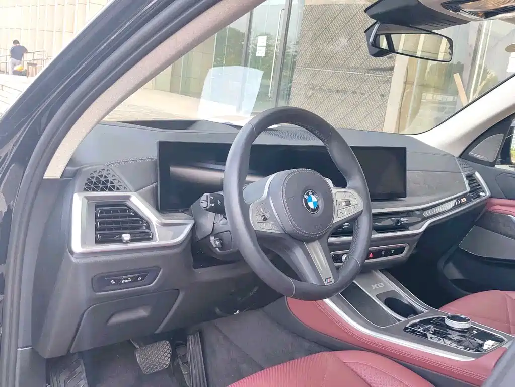 BMW X5 2025