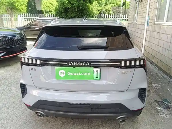 Lynk & Co 06 EM-P 2021