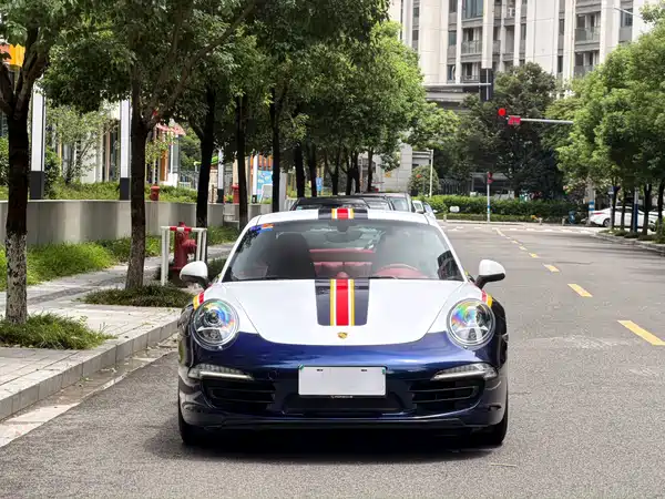 Porsche 911 2013
