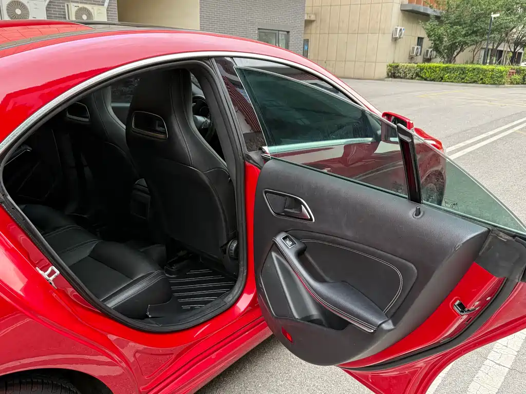 Mercedes-Benz CLA 2018 — фото 9