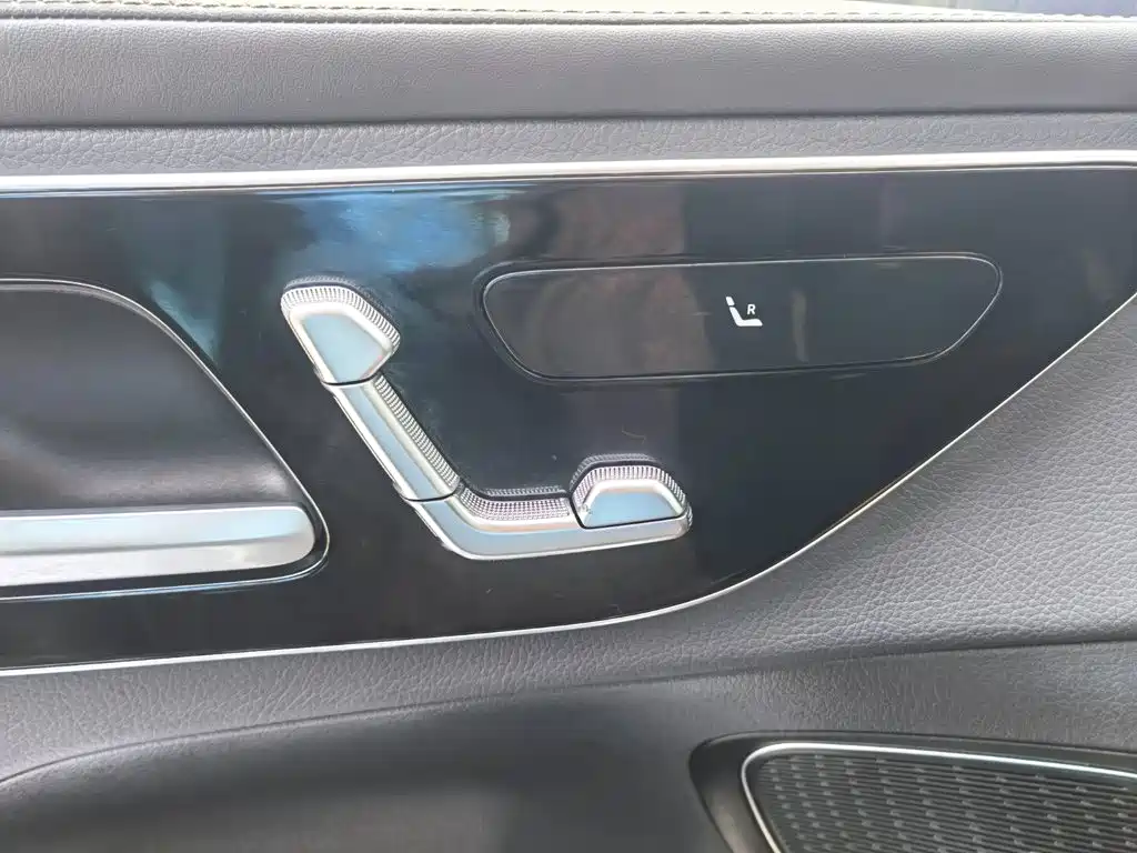 Mercedes-Benz GLC 2023 — фото 33