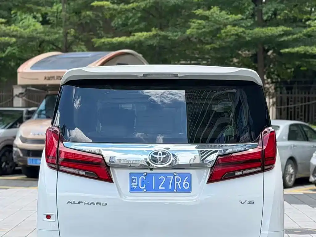 Toyota Alphard 2019