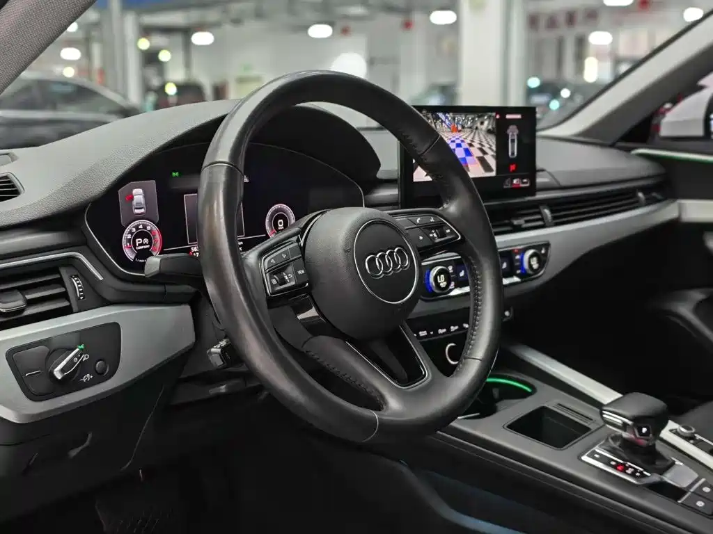 Audi A4L 2020 — фото 14
