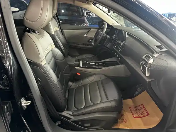 Citroën Versailles C5 X 2021