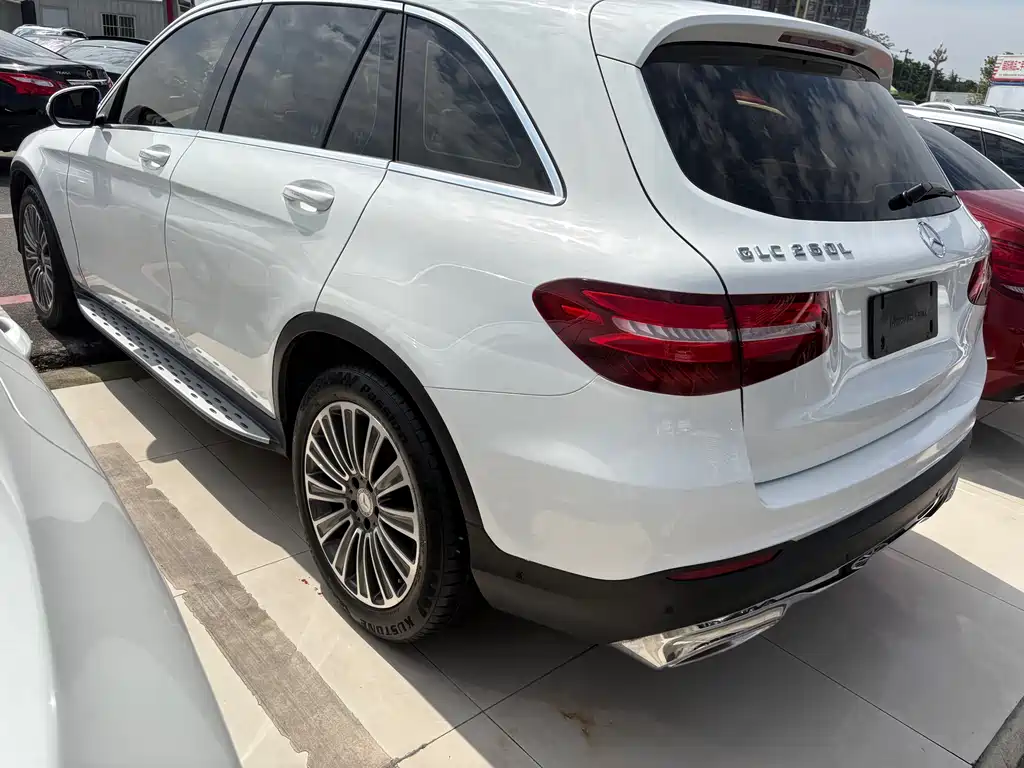 Mercedes-Benz GLC 2016 — фото 15