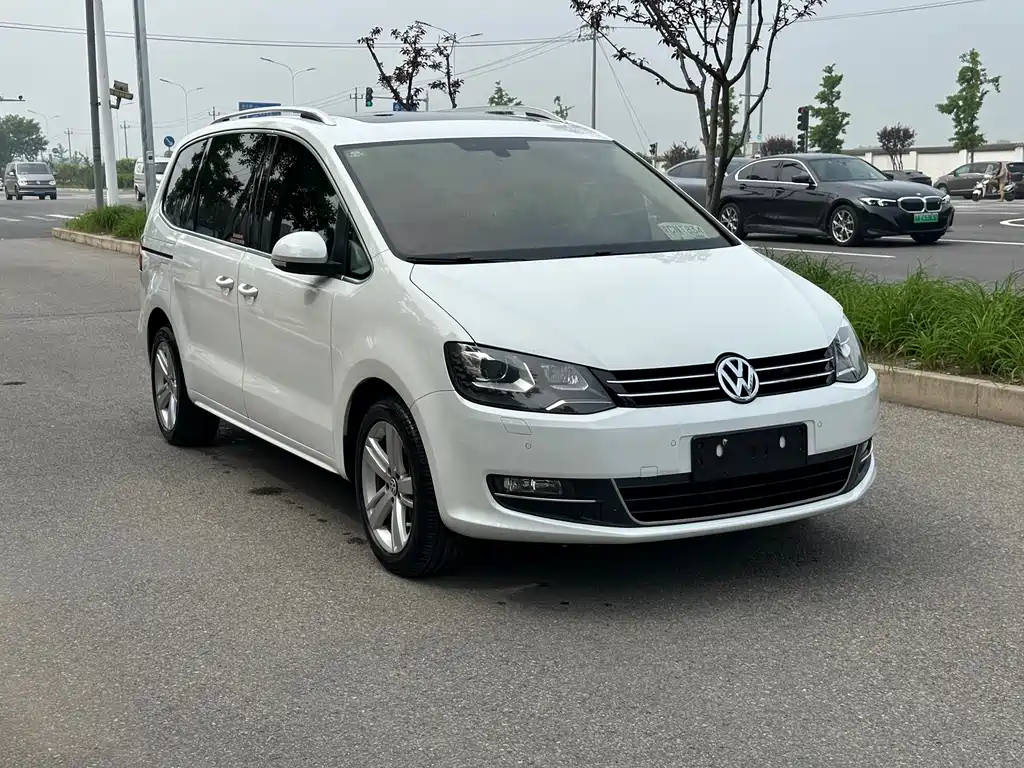 Volkswagen Sharan 2016 — фото 3