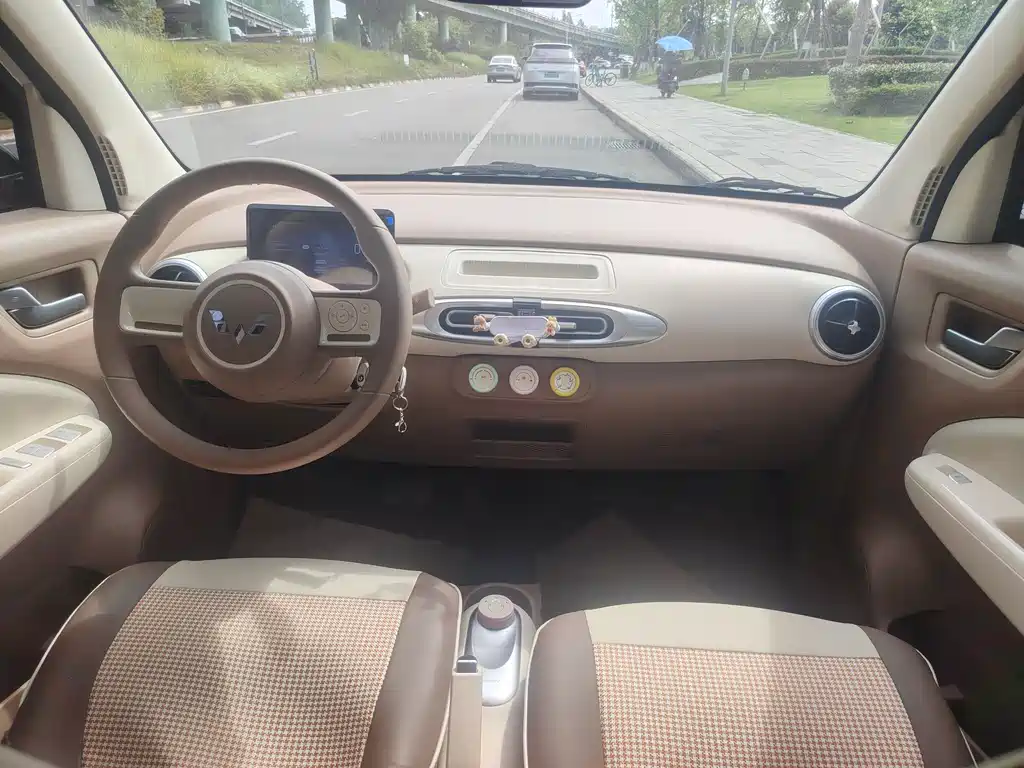 Wuling MINIEV 2025