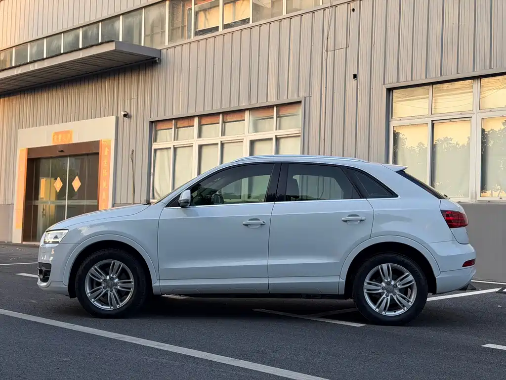 Audi Q3 2016 — фото 4