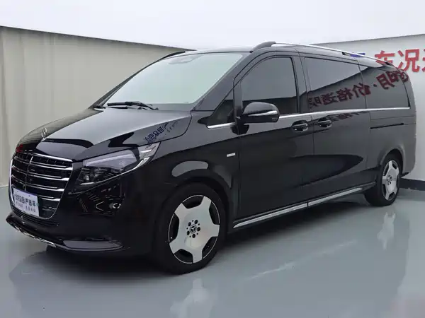 Mercedes-Benz V-Class 2025
