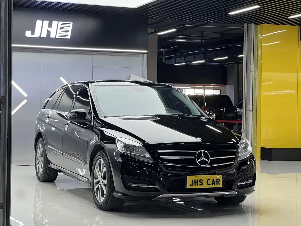 Mercedes-Benz R-Class 2017 — фото 1