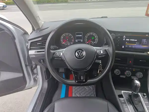Volkswagen Bora 2021