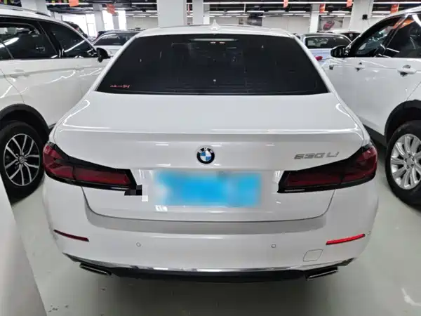 BMW 5 Series 2023