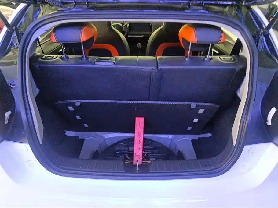 Geely Vision X1 2017
