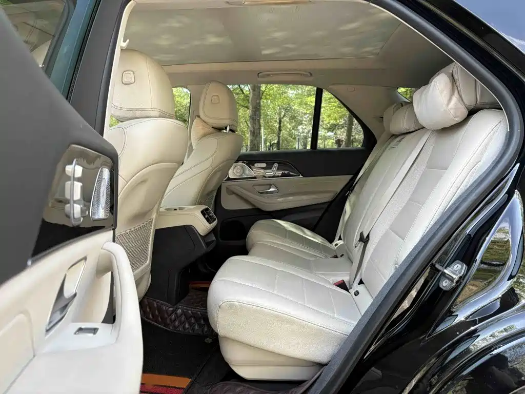 Mercedes-Benz GLE 2020 — фото 15