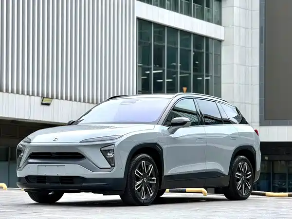 NIO ES6 2021
