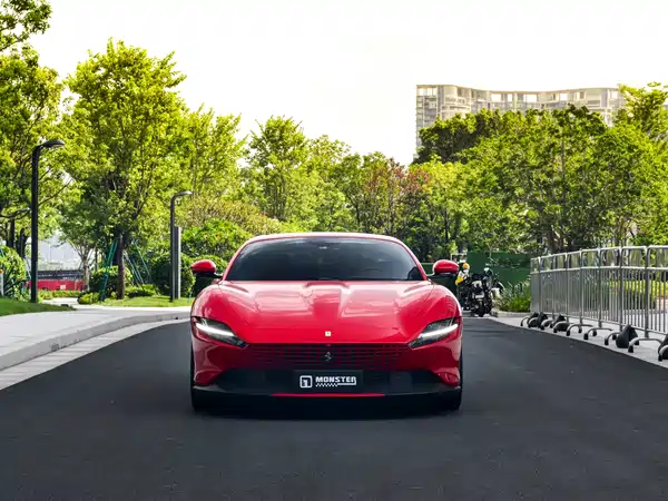 Ferrari Roma 2020