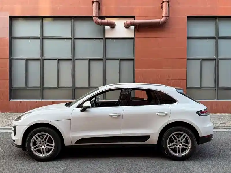 Porsche Macan 2019 — фото 3